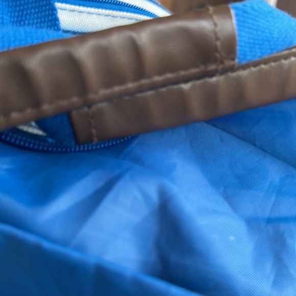 New love Taza 2-in-1 backpack tote - Picture 5 of 5